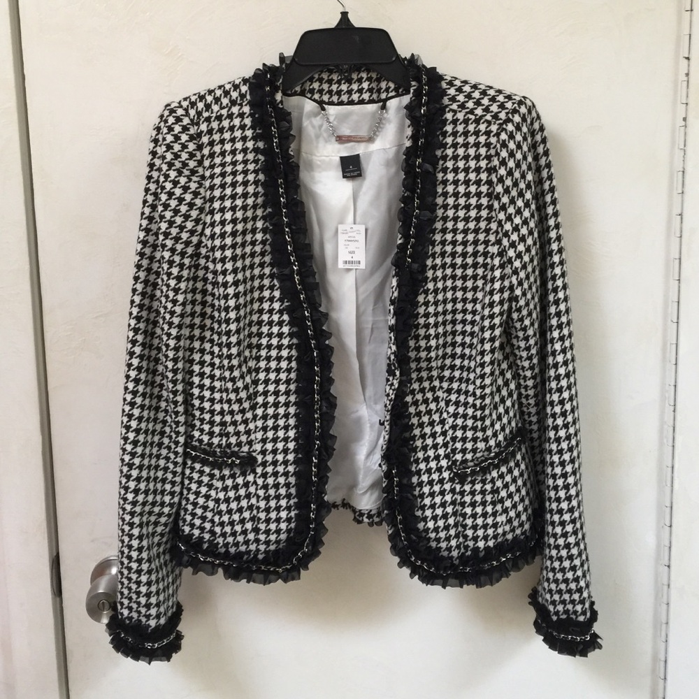 White House Black Market Black and White Houndstooth Blazer